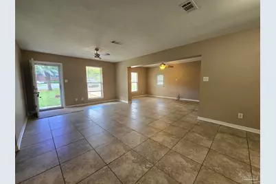 6202 Fairview Dr, Pensacola, FL 32505 - Photo 4