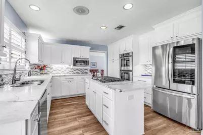 880 Paradise Beach Cir, Pensacola, FL 32506 - Photo 8