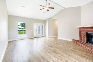 9276 Sunset Dr, Navarre, FL 32566 - Photo 6