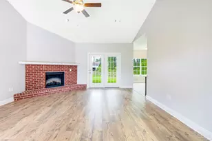 9276 Sunset Dr, Navarre, FL 32566 - Photo 4