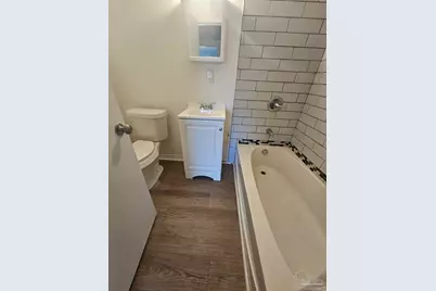 5818 Ventura Ln, Pensacola, FL 32526 - Photo 2