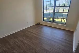 5818 Ventura Ln, Pensacola, FL 32526 - Photo 4