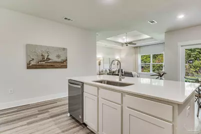 5825 Cactus Dr, Milton, FL 32583 - Photo 4