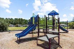 8921 Camshire Cir, Pensacola, FL 32507 - Photo 14