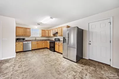 8921 Camshire Cir, Pensacola, FL 32507 - Photo 4