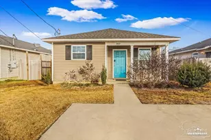 8921 Camshire Cir, Pensacola, FL 32507 - Photo 2