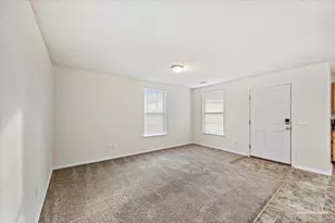 8921 Camshire Cir, Pensacola, FL 32507 - Photo 4