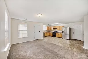 8921 Camshire Cir, Pensacola, FL 32507 - Photo 6