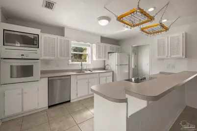 5415 Hibiscus Rd, Pensacola, FL 32504 - Photo 10