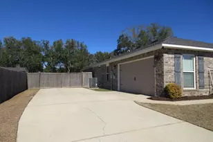 5554 Mill Race Cir, Pace, FL 32571 - Photo 4