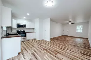 1261 Hawthorn Dr, Perdido Key, FL 32507 - Photo 4