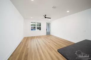 1321 John Carroll Dr, Pensacola, FL 32504 - Photo 16