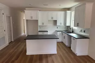 1321 John Carroll Dr, Pensacola, FL 32504 - Photo 12