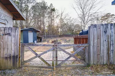 1551 Sunny Ridge Ln, Cantonment, FL 32533 - Photo 40