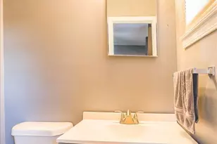 1551 Sunny Ridge Ln, Cantonment, FL 32533 - Photo 32