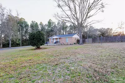 1551 Sunny Ridge Ln, Cantonment, FL 32533 - Photo 1