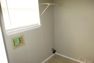 3220 Mariners Dr, Pensacola, FL 32526 - Photo 8