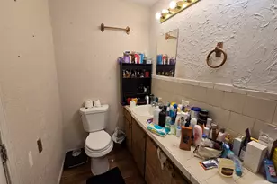 1014 W Lloyd St, Pensacola, FL 32501 - Photo 12