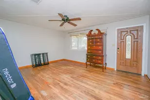 6401 Myrtle Hill Cir, Pensacola, FL 32506 - Photo 6