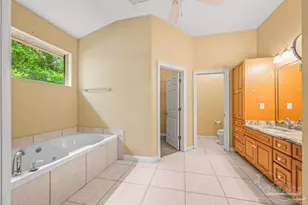 4610 Peacock Dr, Pensacola, FL 32504 - Photo 20