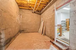 4610 Peacock Dr, Pensacola, FL 32504 - Photo 14