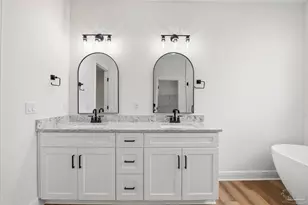 1854 Wheeler Dr, Gulf Breeze, FL 32563 - Photo 20