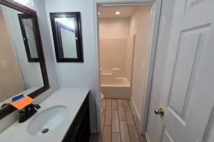 2129 Ainsdale Ct, Navarre, FL 32566 - Photo 4