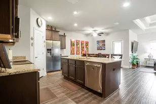 1696 Waterford Sound Blvd, Gulf Breeze, FL 32563 - Photo 2