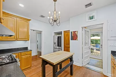 600 W Moreno St, Pensacola, FL 32501 - Photo 12