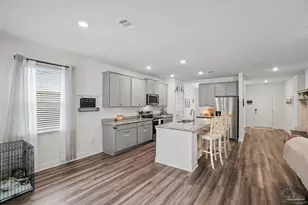 6203 Carson Dr, Milton, FL 32570 - Photo 14