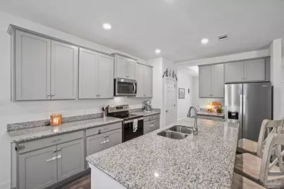 6203 Carson Dr, Milton, FL 32570 - Photo 12