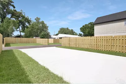440 W Wright St, Pensacola, FL 32501 - Photo 32