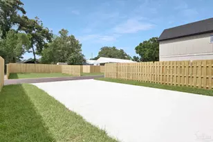 440 W Wright St, Pensacola, FL 32501 - Photo 32