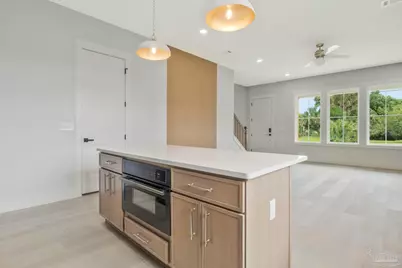 440 W Wright St, Pensacola, FL 32501 - Photo 4
