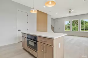 440 W Wright St, Pensacola, FL 32501 - Photo 4