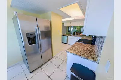 100 Ft Pickens Rd #107, Pensacola Beach, FL 32561 - Photo 6