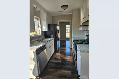 7109 Redondo Dr, Pensacola, FL 32526 - Photo 6