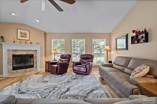 5785 Tiger Woods Dr, Milton, FL 32570 - Photo 16