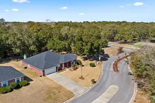 5785 Tiger Woods Dr, Milton, FL 32570 - Photo 2