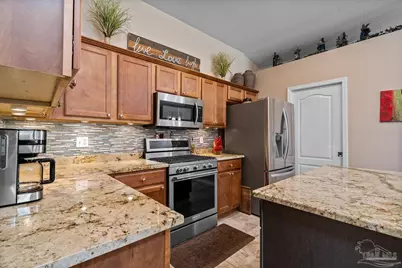 5785 Tiger Woods Dr, Milton, FL 32570 - Photo 8