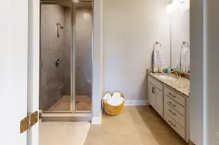 201 S E St, Pensacola, FL 32502 - Photo 34