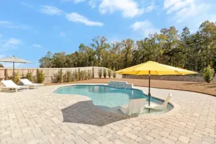 5353 Carnation Dr, Milton, FL 32583 - Photo 1