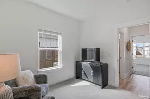 5353 Carnation Dr, Milton, FL 32583 - Photo 8