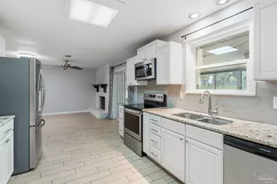 3066 Rosa Del Villa Dr, Gulf Breeze, FL 32563 - Photo 12