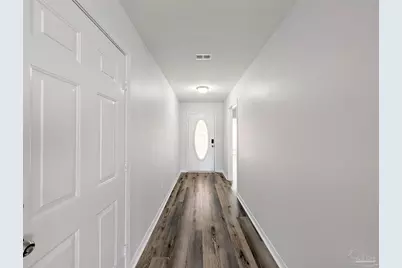 28 Easton St, Cantonment, FL 32533 - Photo 4