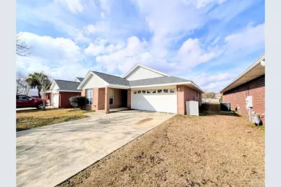 28 Easton St, Cantonment, FL 32533 - Photo 2