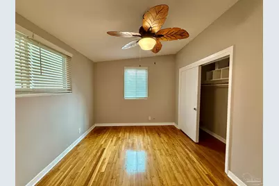 205 Fairpoint Dr, Gulf Breeze, FL 32561 - Photo 16