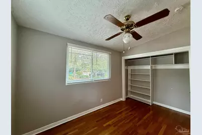 205 Fairpoint Dr, Gulf Breeze, FL 32561 - Photo 28