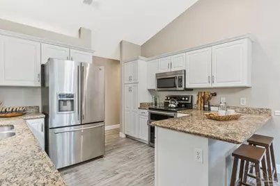 2325 Summit Blvd, Pensacola, FL 32503 - Photo 4