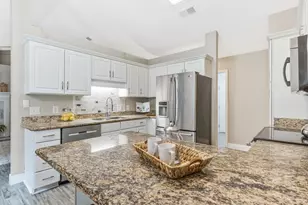 2325 Summit Blvd, Pensacola, FL 32503 - Photo 10